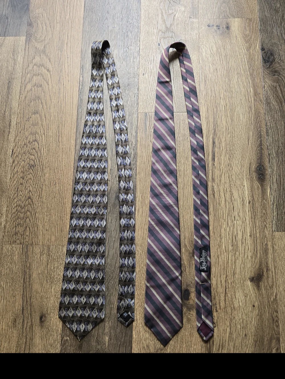Vintage Ferrell Reed Louis Roth Burgundy and Gray Patterned Men's Silk Ties